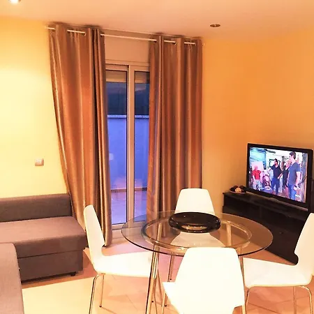 Lloret Апартаменты